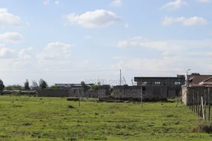 40 ×90 Plots in Kamakis