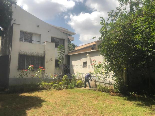 Prime 1/8 Acre Corner Plot on Riverside Drive | 10-Floor Approved - thumbnail 3