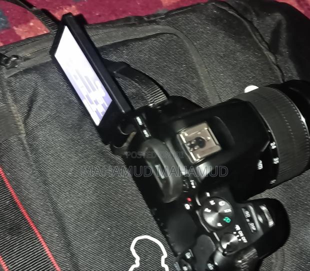Canon Eos 250d Used for Only 4 Events. - thumbnail 2