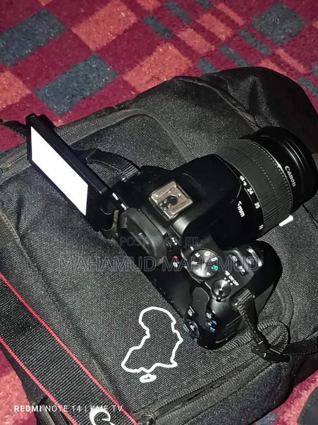 Canon Eos 250d Used for Only 4 Events. - thumbnail 3