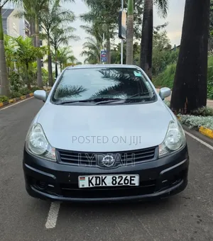 Nissan Advan 2015 Silver