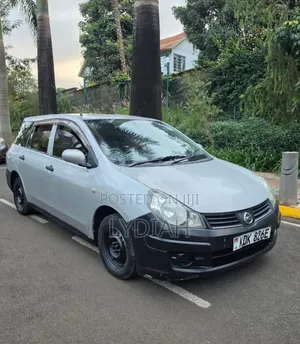 Nissan Advan 2015 Silver