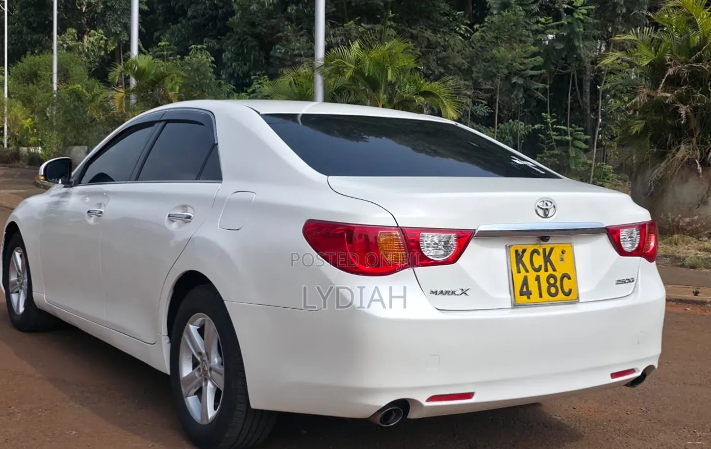 Toyota Mark X 2010 White