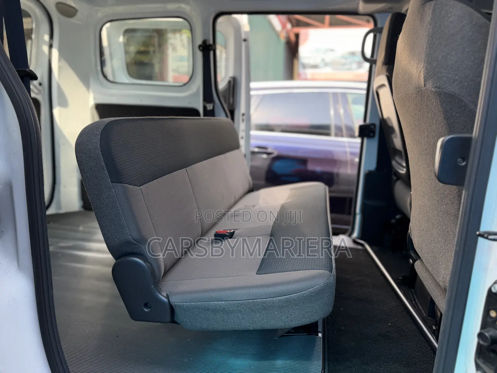 Nissan NV350 2019 White