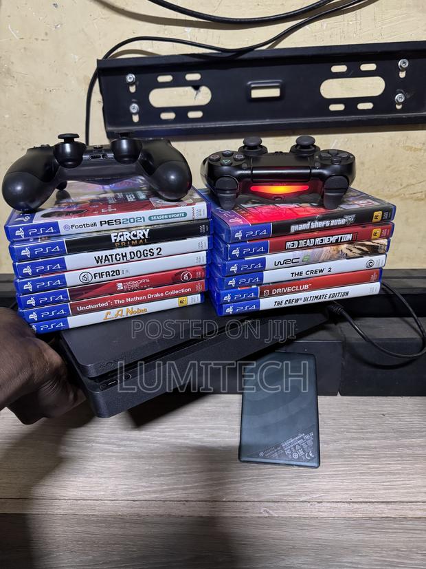 Ps 4 Slim, 2pads, 13games, 1tb Seagate External Drive - thumbnail 5