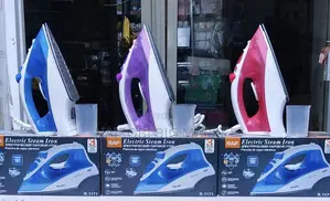 Raf Steam Iron Box