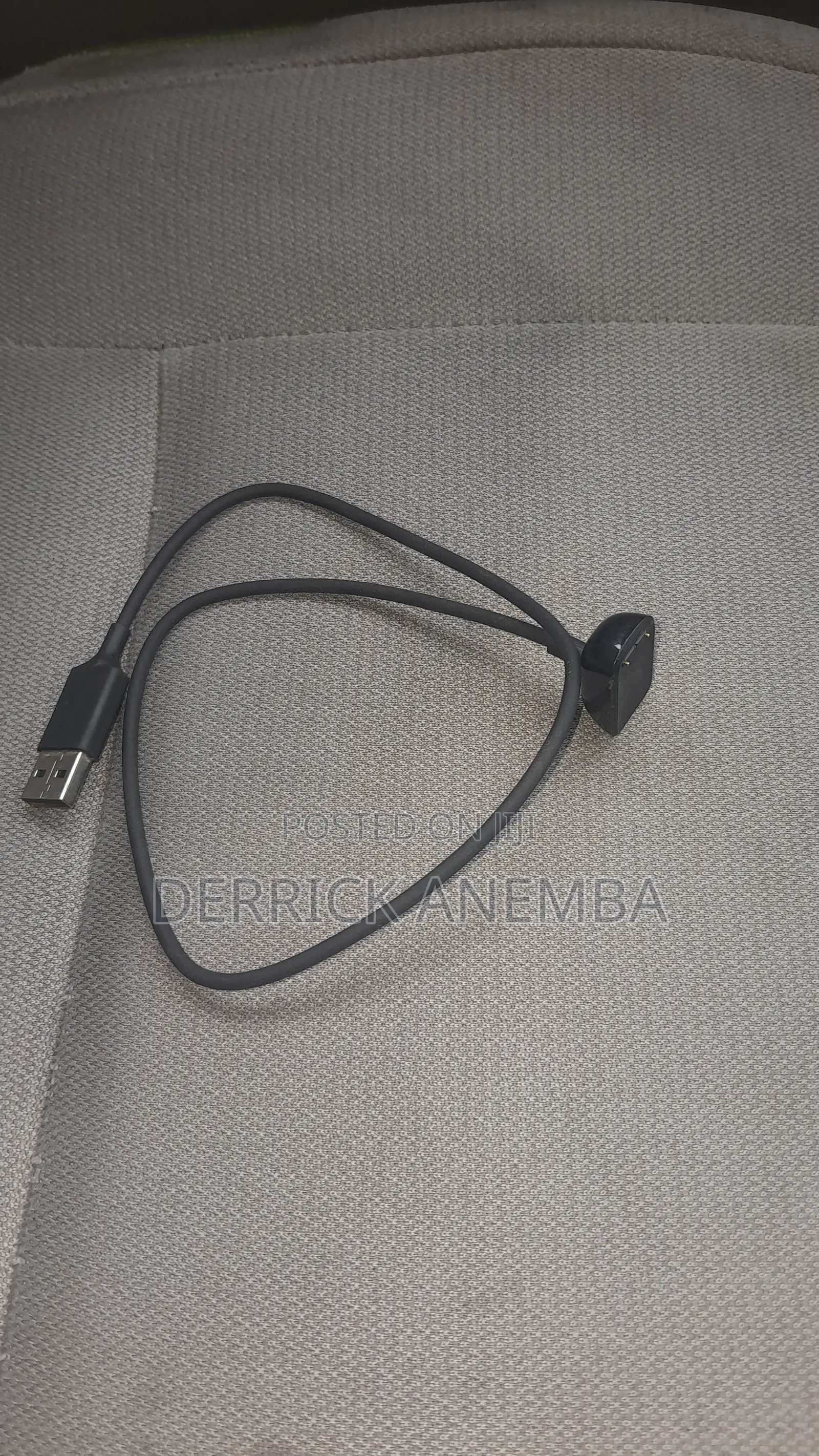 Fitbit Charge 6 Charger