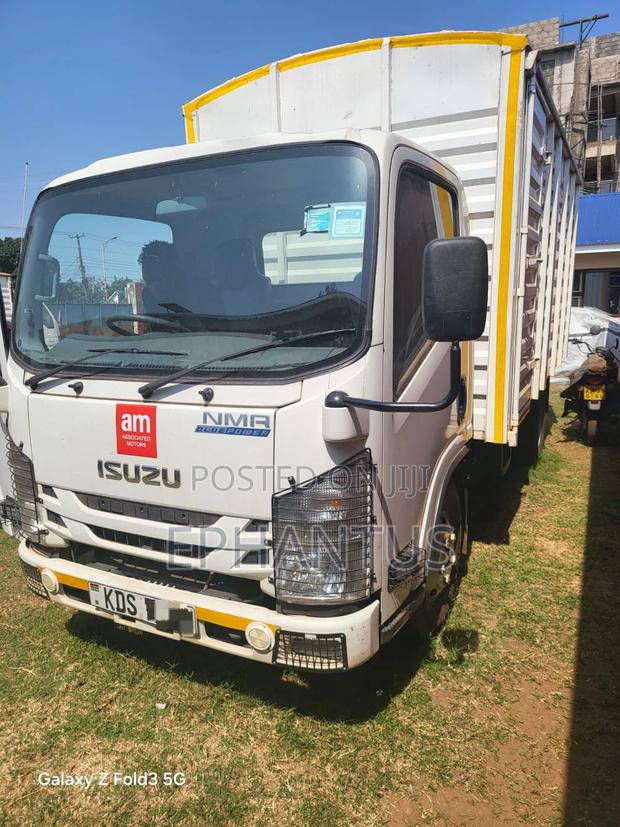 Isuzu NMR 2025