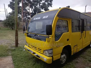 Isuzu NQR 2016 Yellow