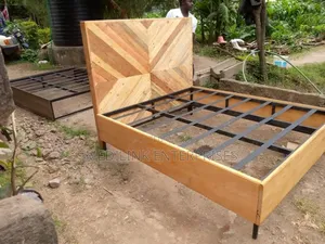 Modern Art Wooden Mix Queen Sized Beds 5*6ft