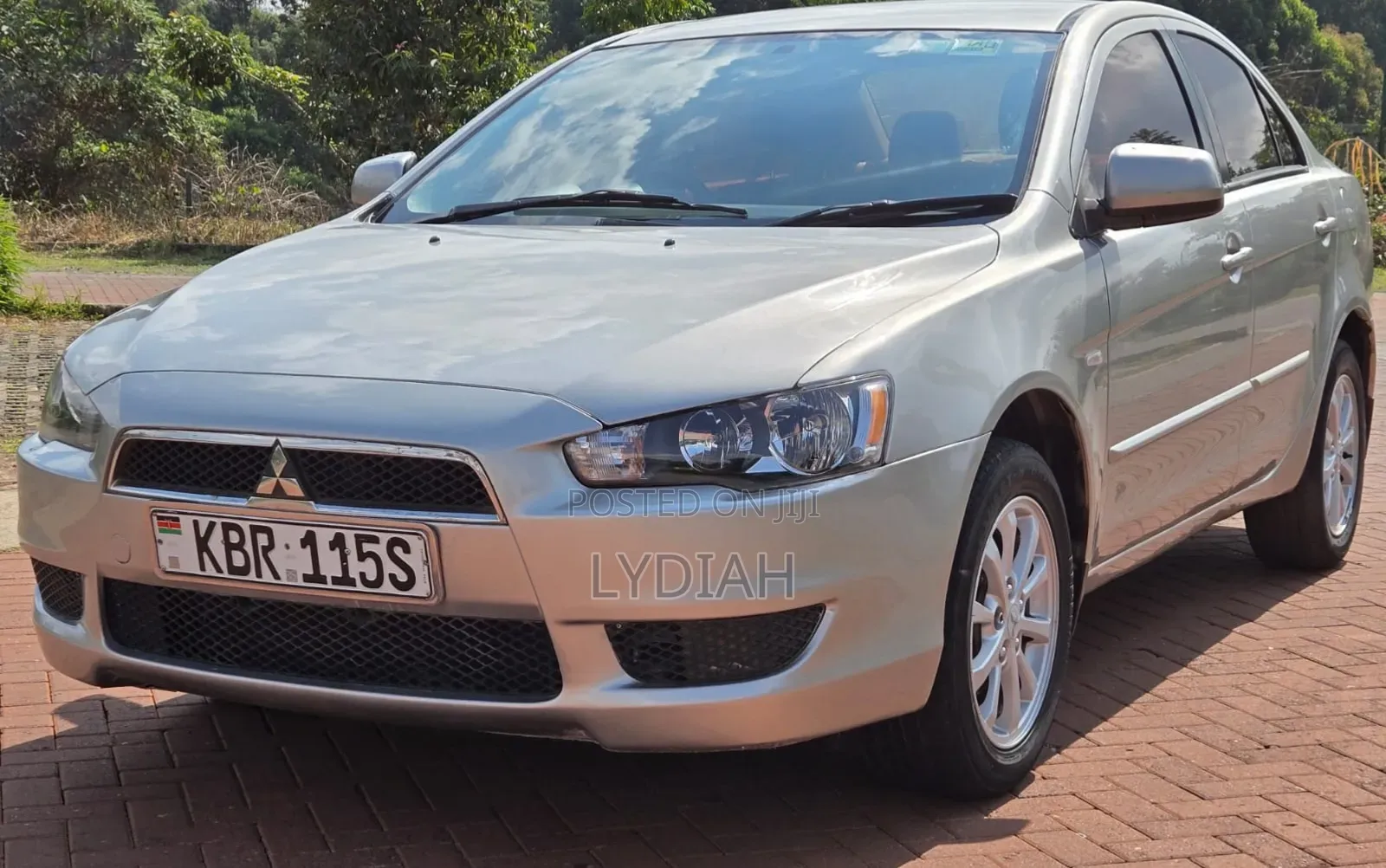 Mitsubishi Lancer 2011 Silver