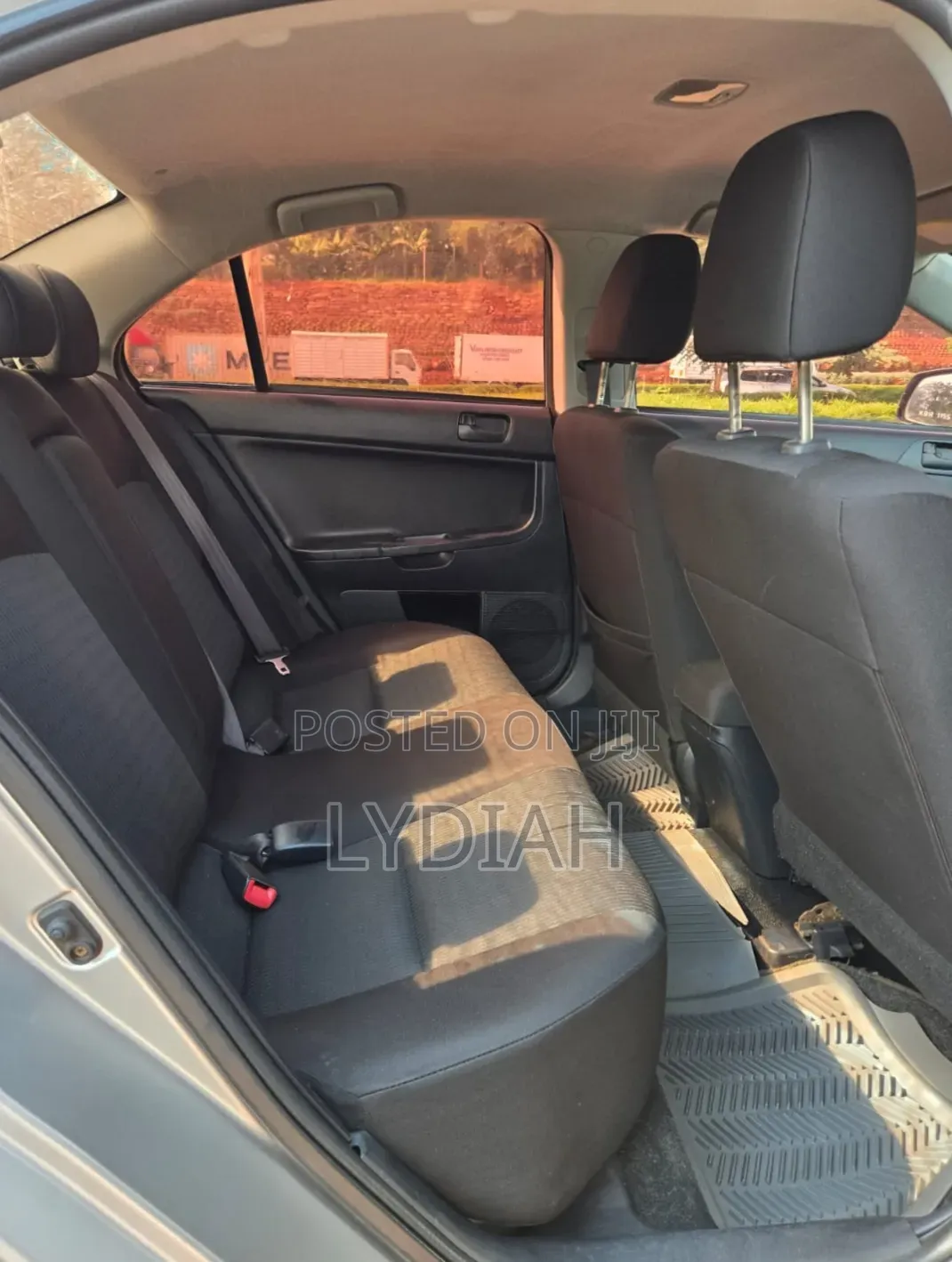 Mitsubishi Lancer 2011 Silver