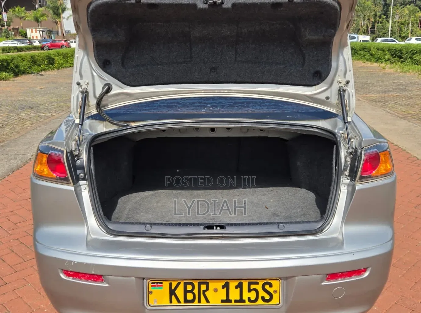 Mitsubishi Lancer 2011 Silver