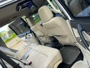 Mitsubishi Pajero 2015 Silver