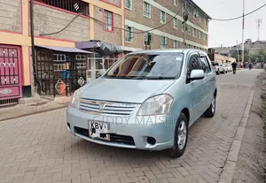 Toyota Raum 2006 Blue