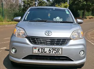 Toyota Passo 2019 Silver