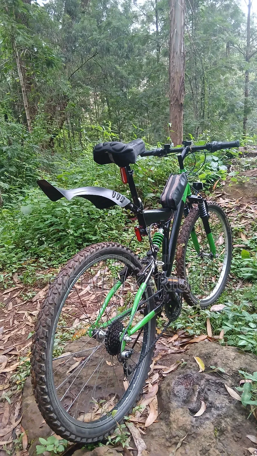 Ex-uk Mountain Bike, Shimano Components, Full Suspension. Size 26.