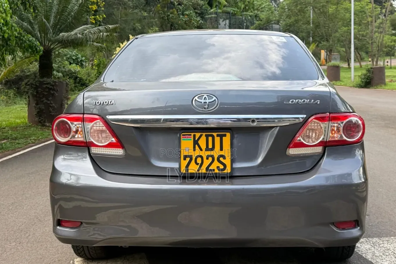 Toyota Corolla 2012 Gray