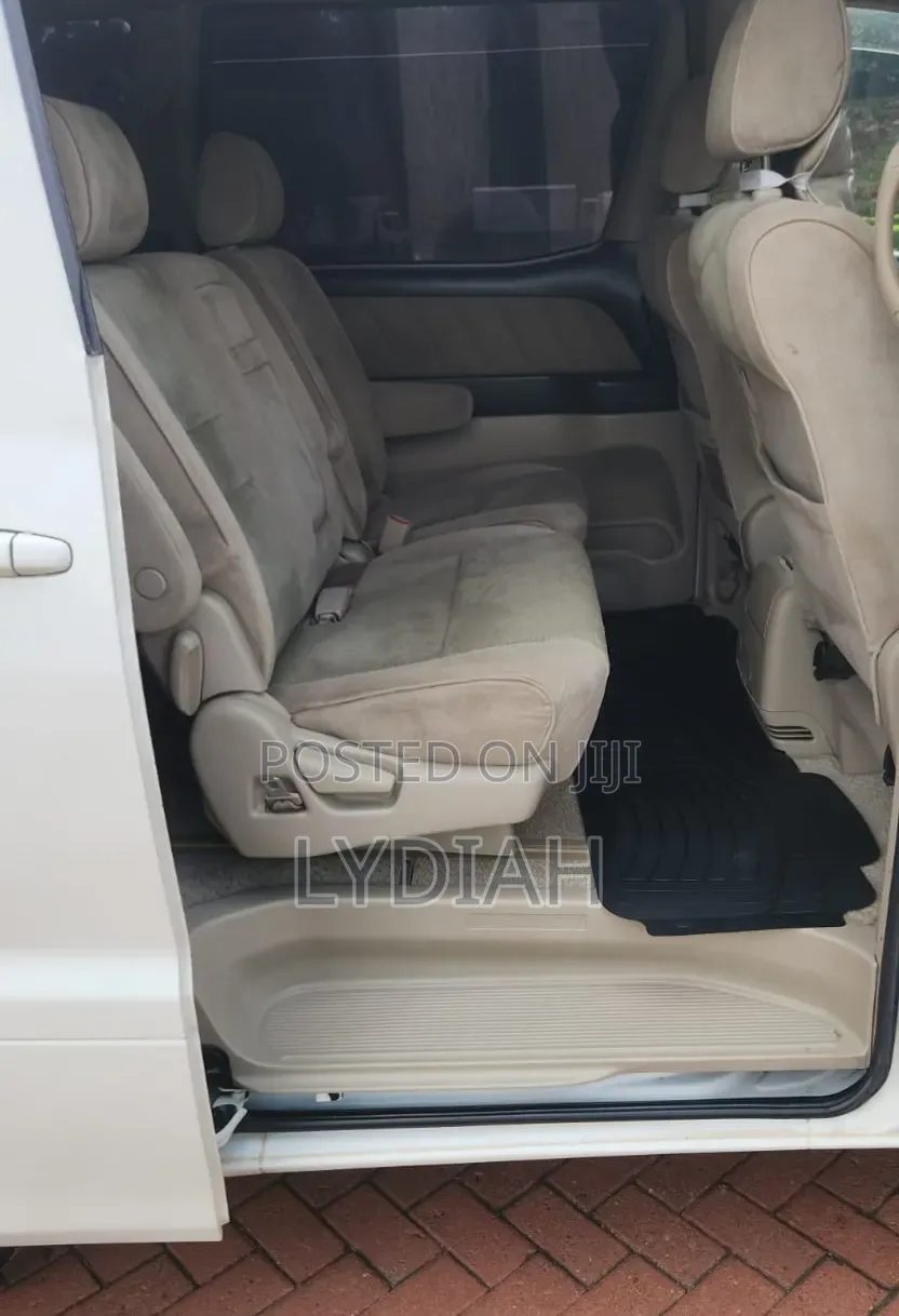 Toyota Alphard 2006 White