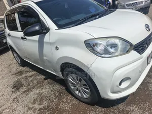 Toyota Passo 2016 Beige