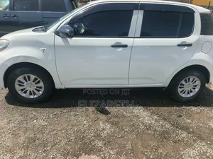 Toyota Passo 2016 Beige