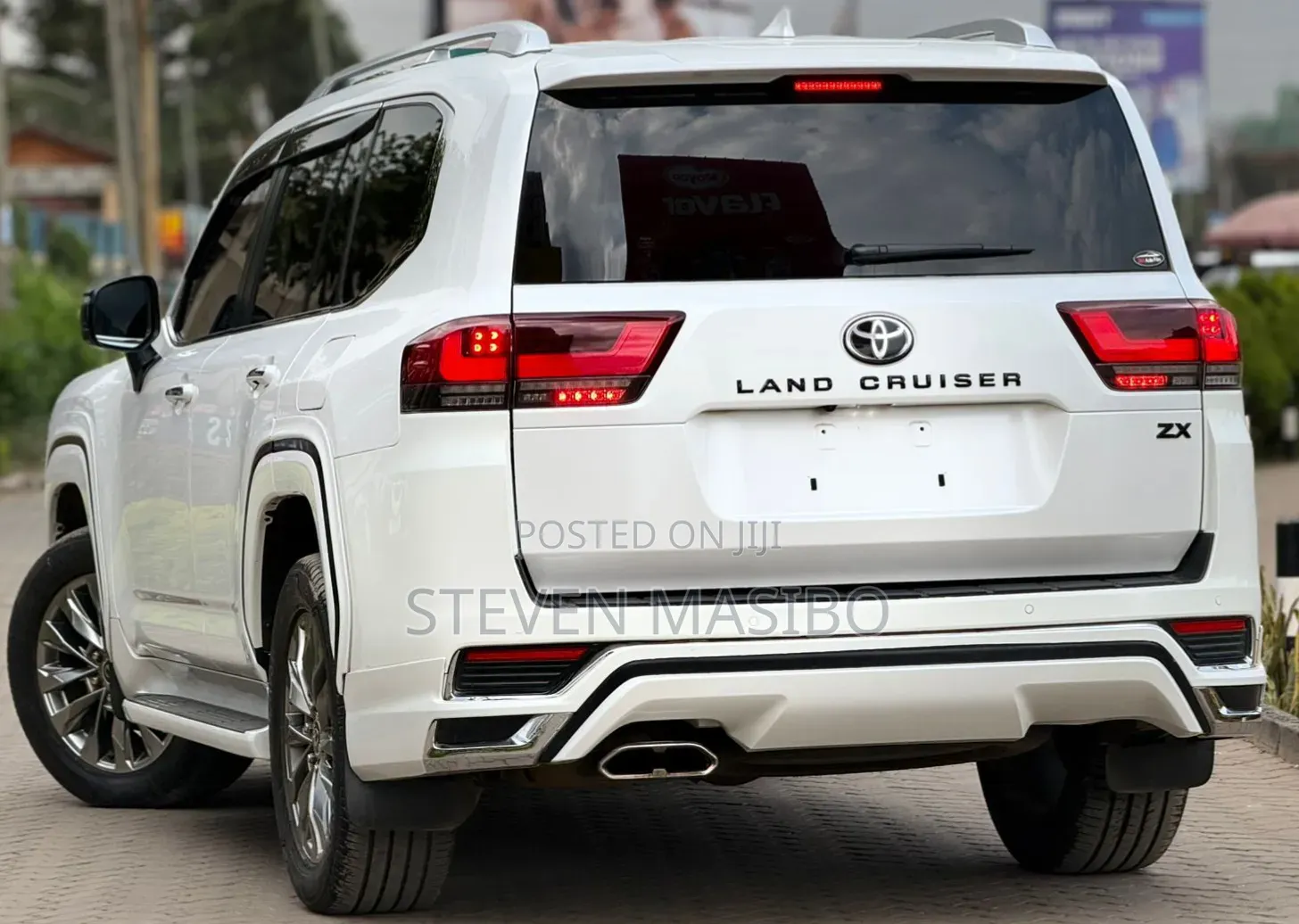 Toyota Land Cruiser 2022 White