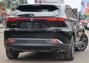 Toyota Harrier 2.0 2020 Black