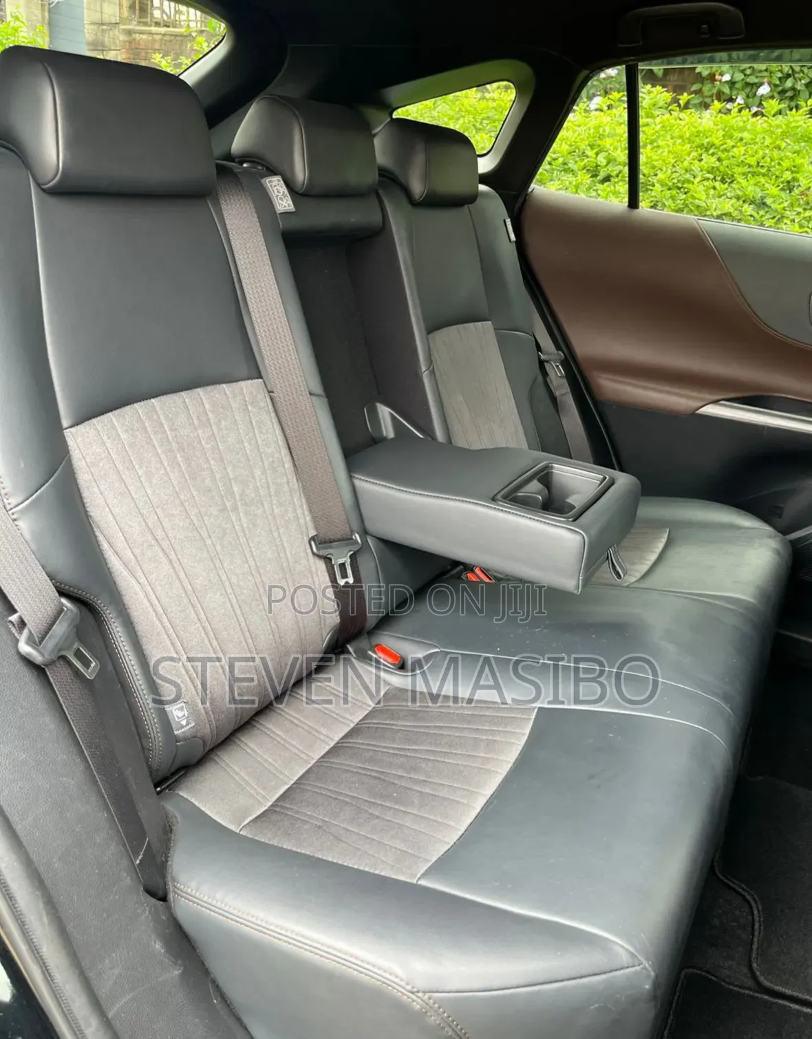 Toyota Harrier 2.0 2020 Black