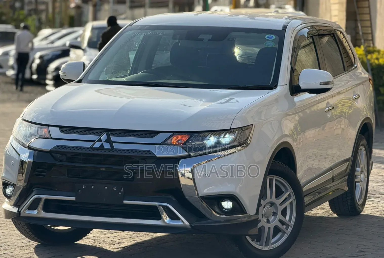Mitsubishi Outlander 2020 White
