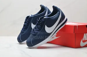 Nike Cortez