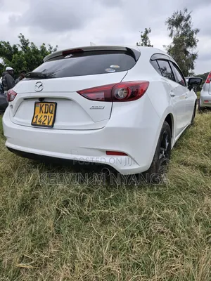 Mazda Axela 2017 White