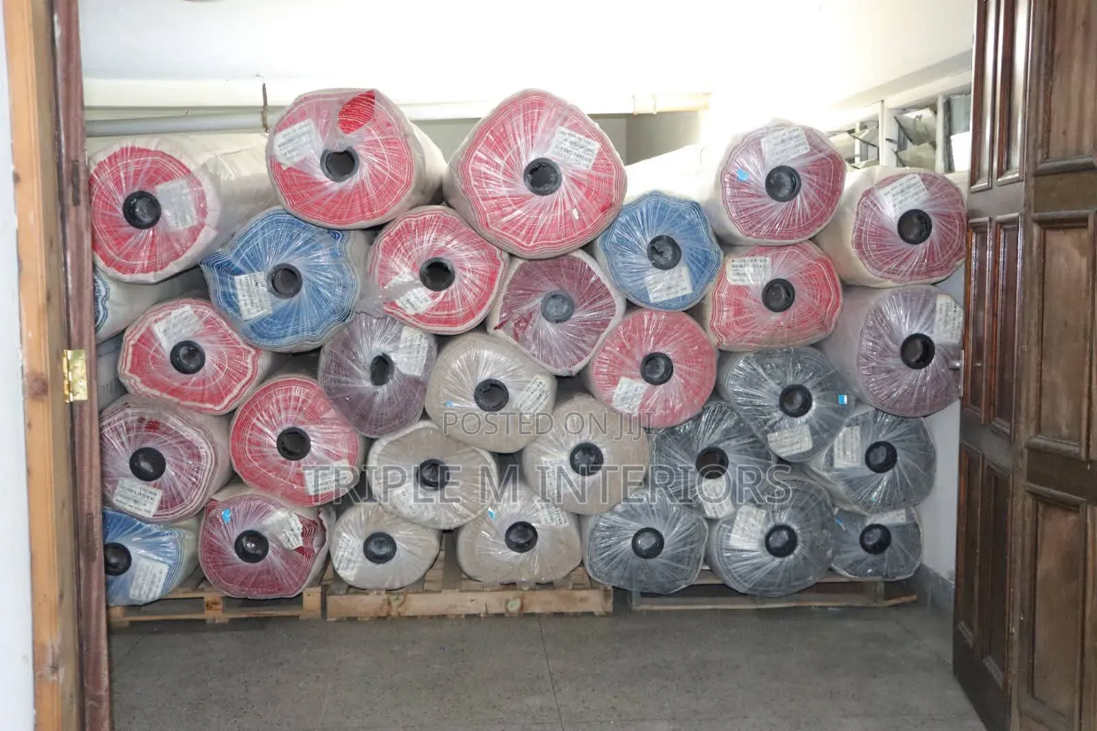 Usa 8mm Red Office Carpet