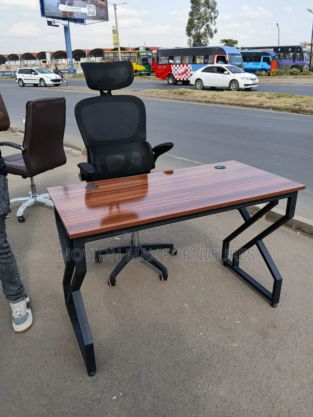 Combo Metallic Office Table With Chair