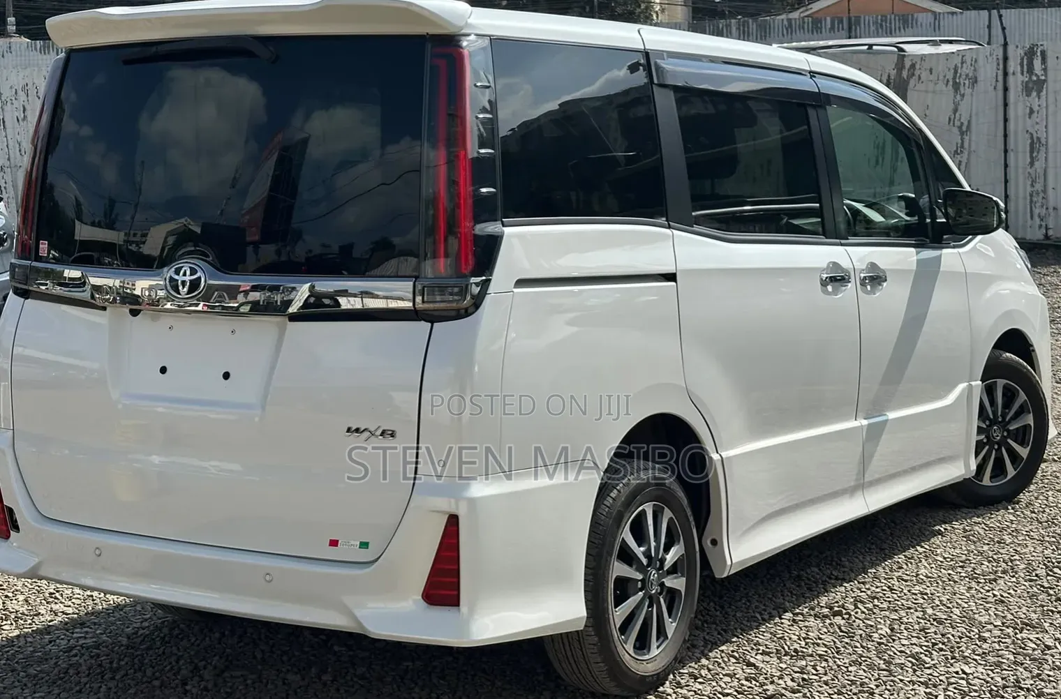 Toyota Noah 2.0 FWD (7 Seater) 2020 White