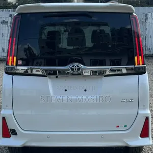 Toyota Noah 2.0 FWD (7 Seater) 2020 White