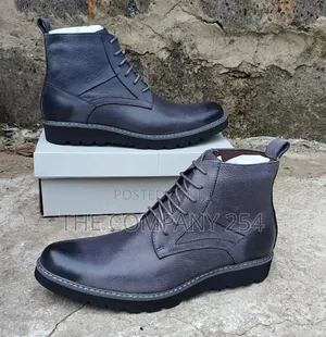 Quality Casual Leather Clarks Low Boots Shoes With Flat Rubber Sole