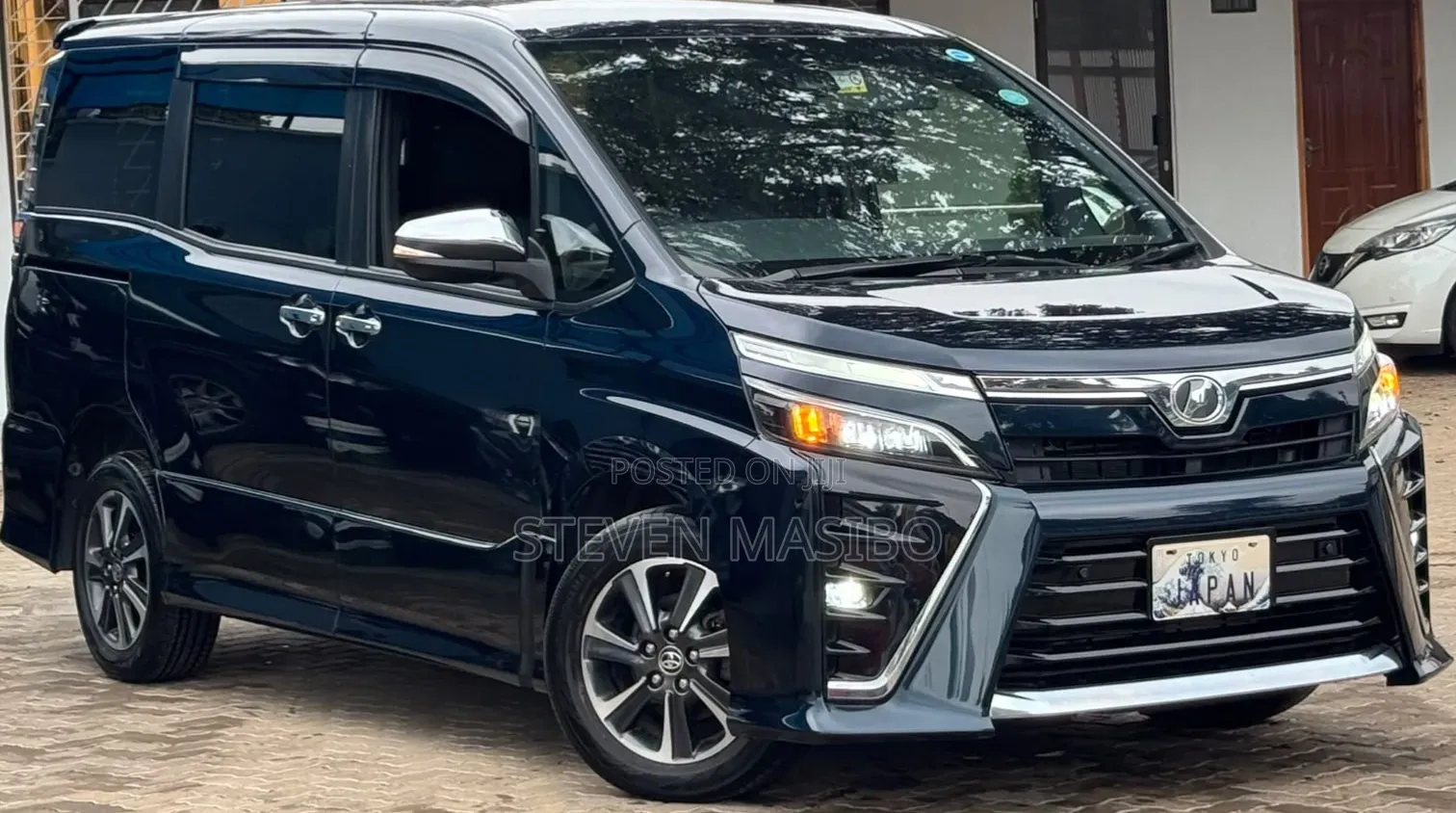 Toyota Noah 2.0 FWD (6 Seater) 2019 Black