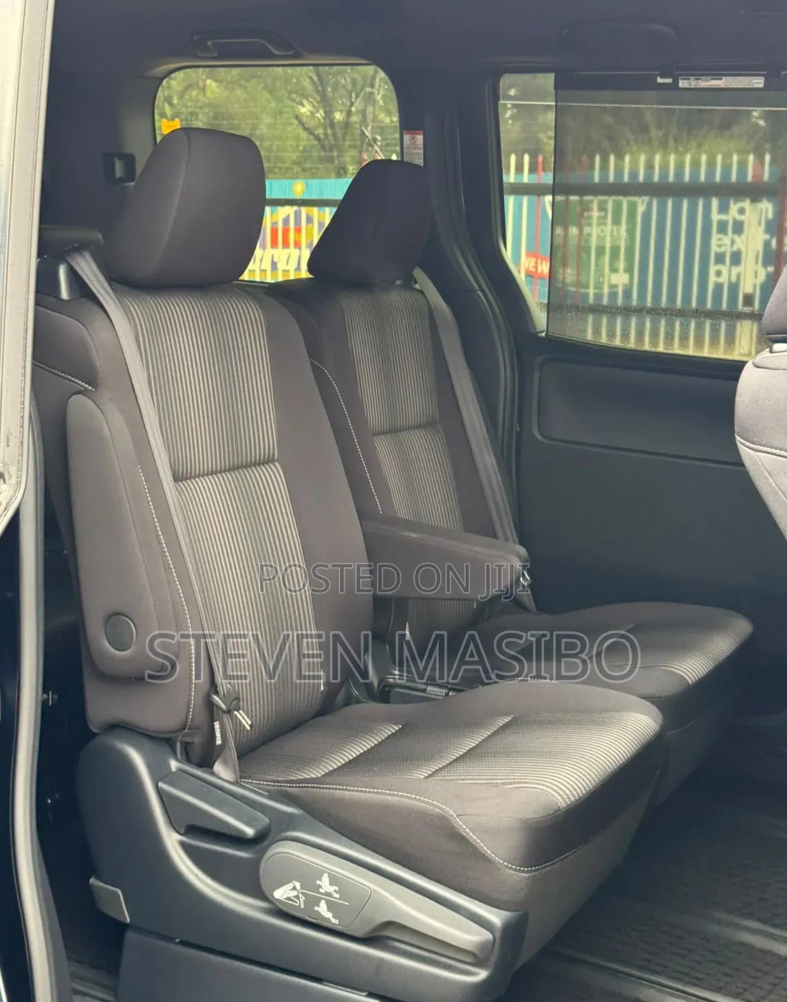 Toyota Noah 2.0 FWD (6 Seater) 2019 Black
