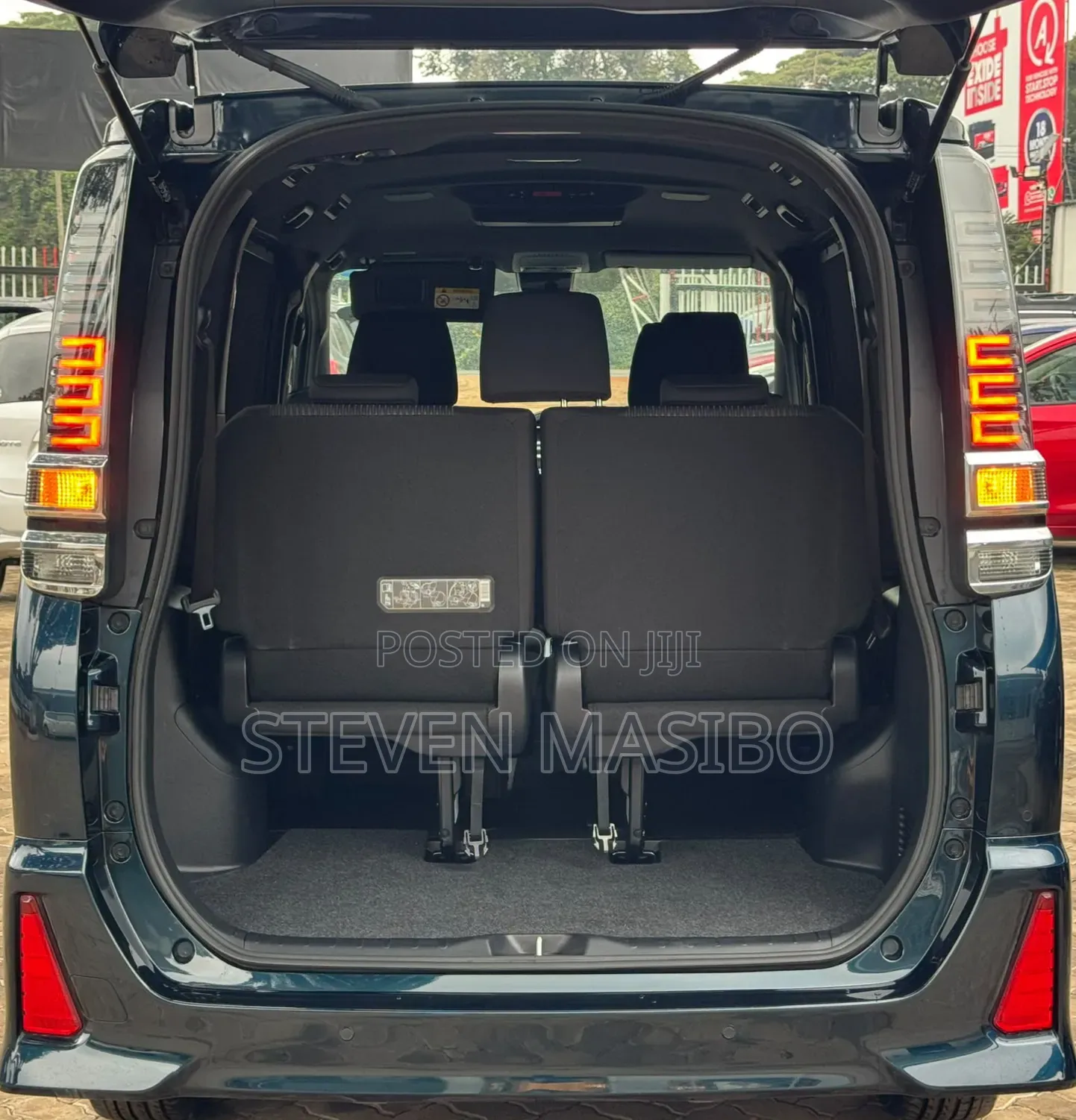 Toyota Noah 2.0 FWD (6 Seater) 2019 Black