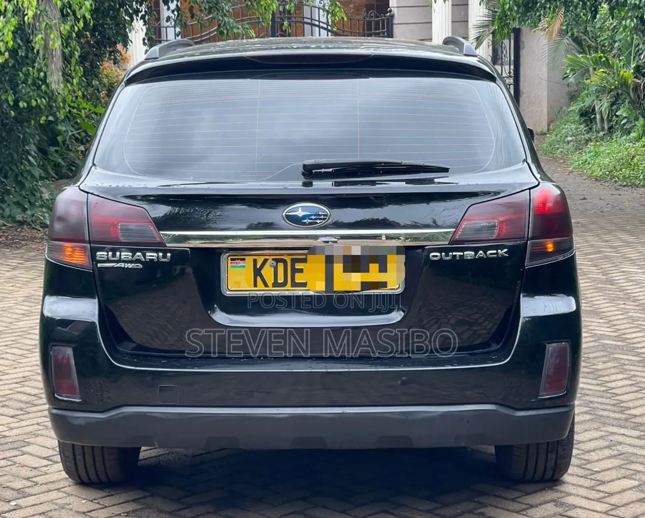 Subaru Outback 2.5i 4dr Wagon AWD (2.5L 4cyl CVT) 2014 Black