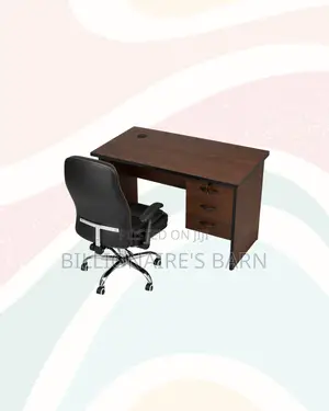 Compact 1m Desk and C35 Executive Leather Chair for Daily Productivity