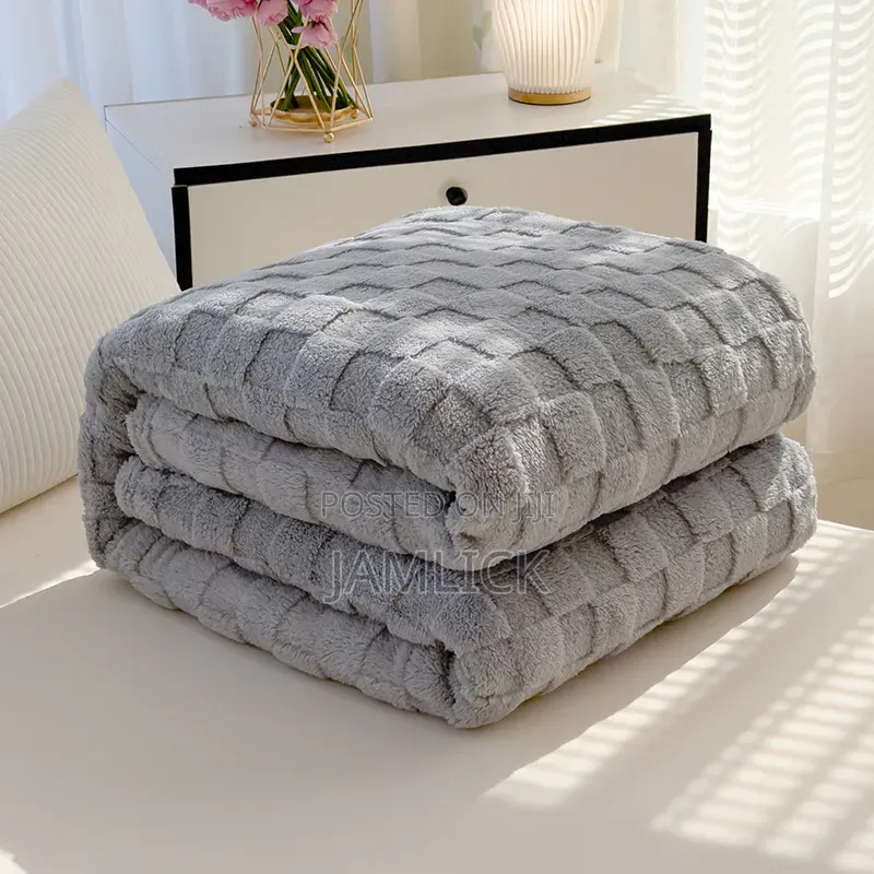 Luxury Textured Fleece Blanket 180×220cm Soft Warm All Season - Av