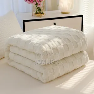 Luxury Textured Fleece Blanket 180×220cm Soft Warm All Season - Av