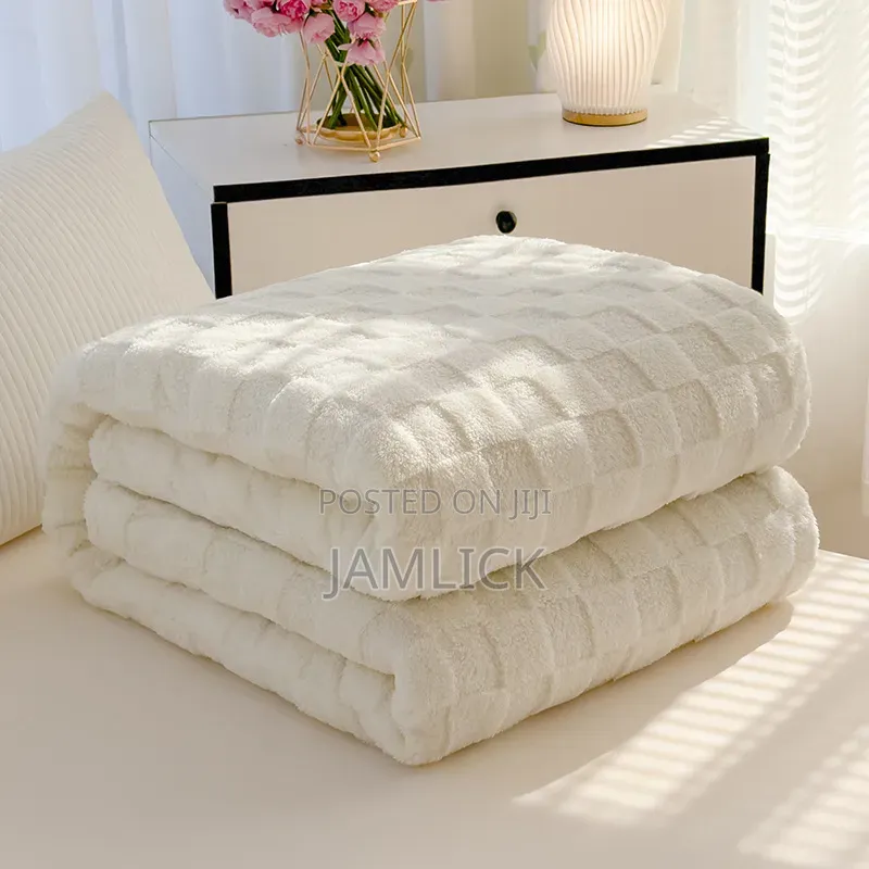 Luxury Textured Fleece Blanket 180×220cm Soft Warm All Season - Av