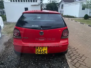 Volkswagen Polo 2008 Red