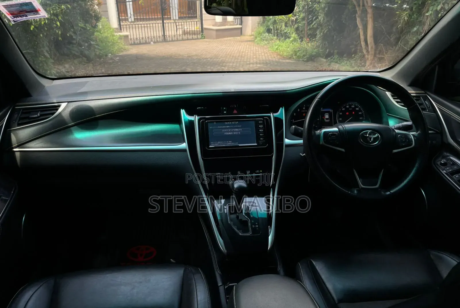 Toyota Harrier 2.0 2018 Black