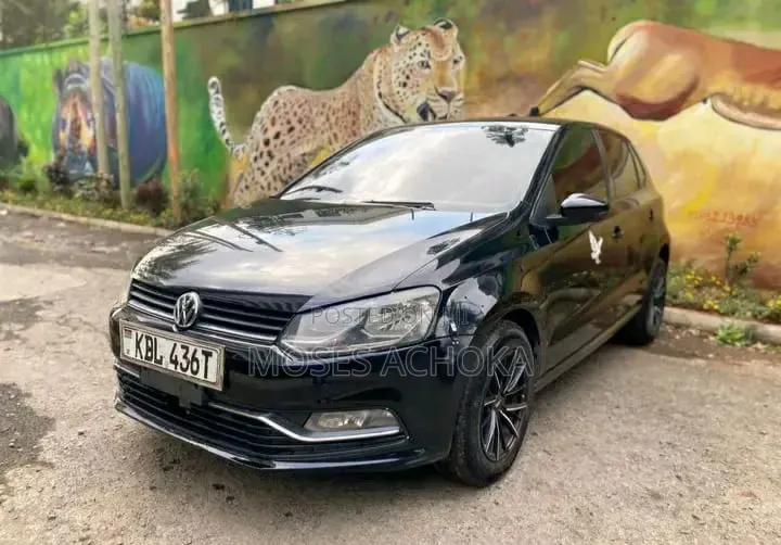 Volkswagen Polo 2015 Black