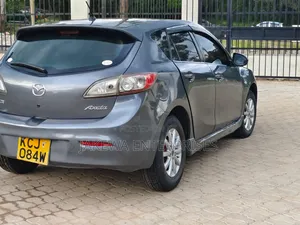 Mazda Axela 2010 Blue