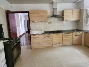 5bdrm House in Runda for rent
