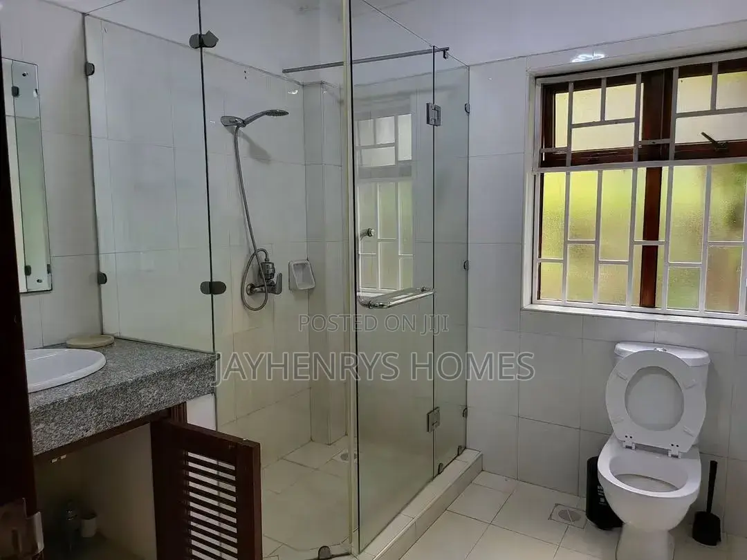 5bdrm House in Runda for rent
